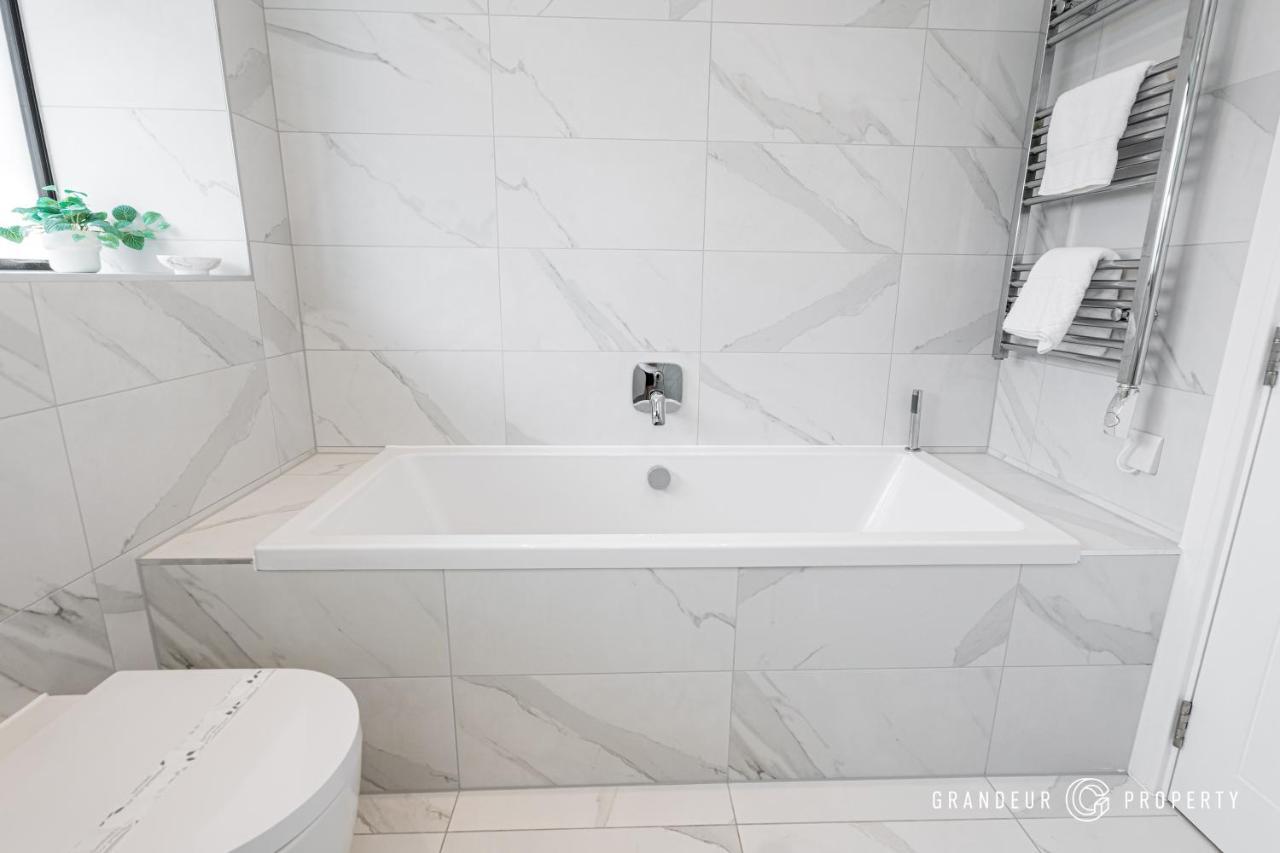 Carbery Ridge By Grandeur Property Bournemouth Luaran gambar